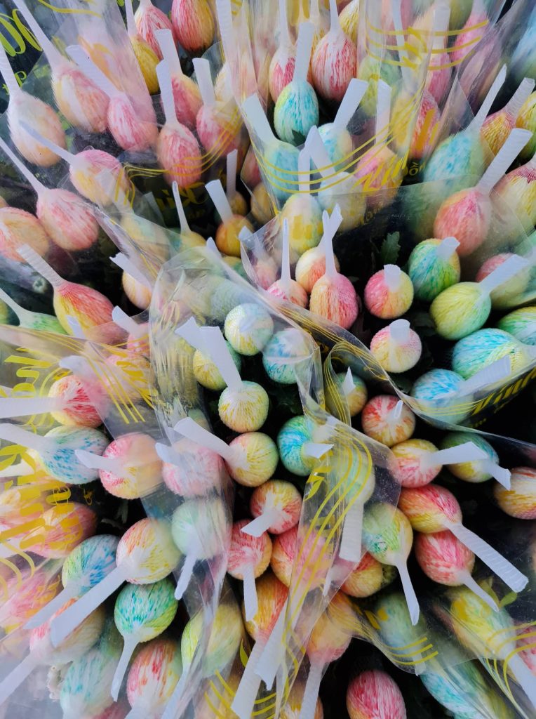 Kinh doanh hoa nhuộm