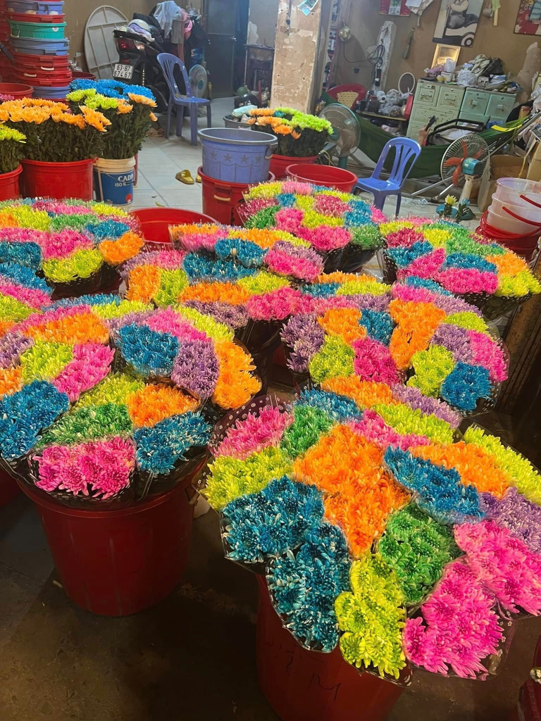 Một số khách hàng hài lòng sử dụng thuốc nhuộm hoa tươi Chang You