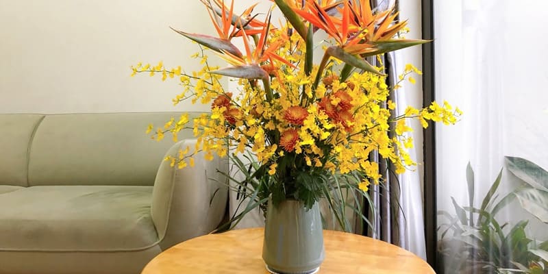 Mẫu cắm hoa thiên điểu độc đáo, ấn tượng