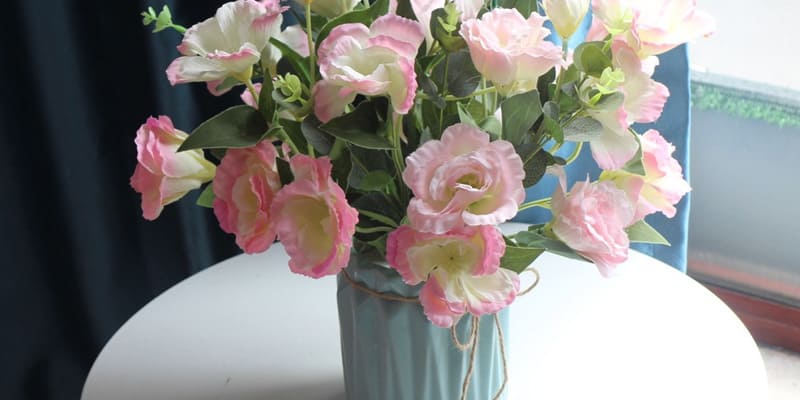 Bố trí hoa cát tường để đảm bảo phong thủy