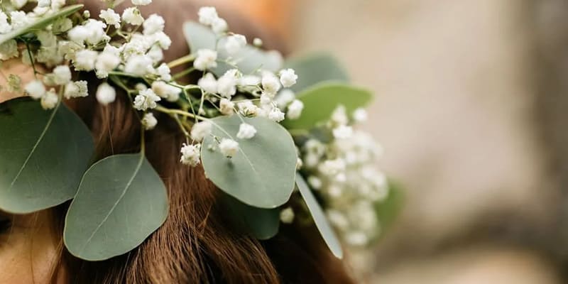 Vòng hoa baby đội đầu cho các cô dâu